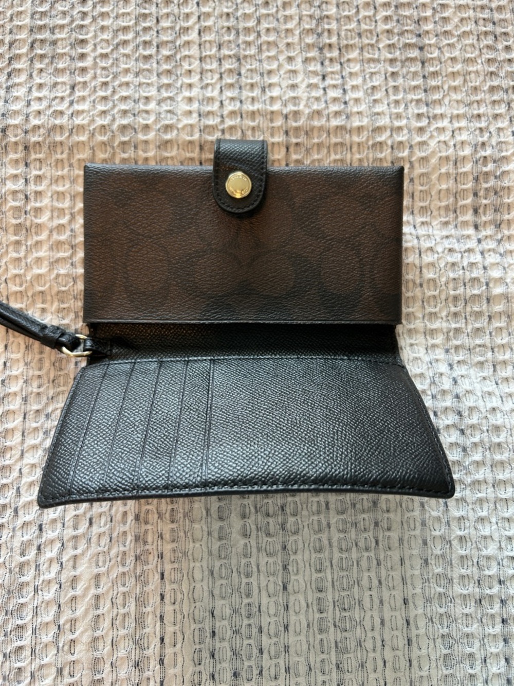Coach Brown Leather Wristlet Wallet with Black Strap - Picture 3 of 3